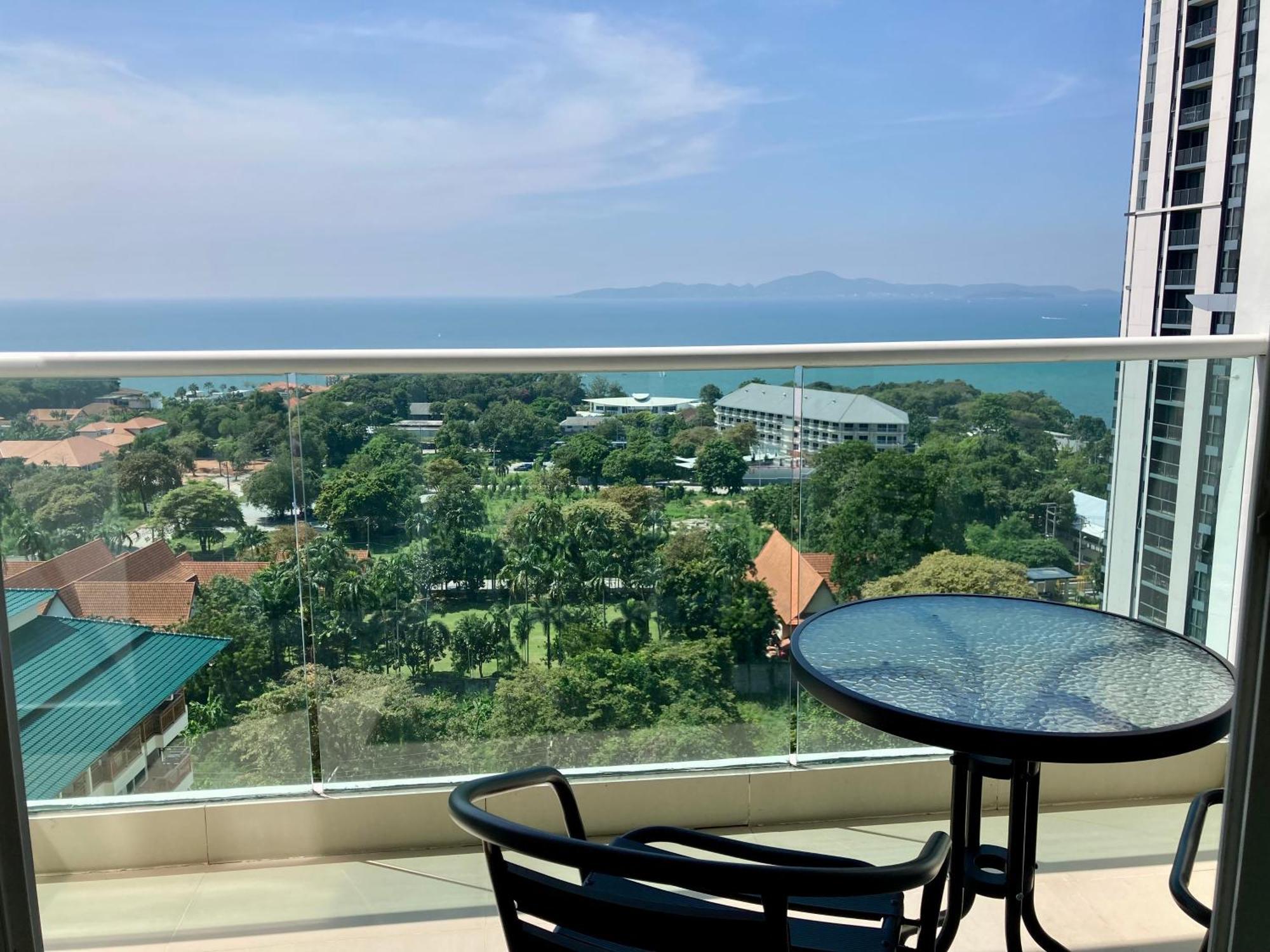 The View Cosy Beach By Pattaya Sunny Rentals Pokoj fotografie
